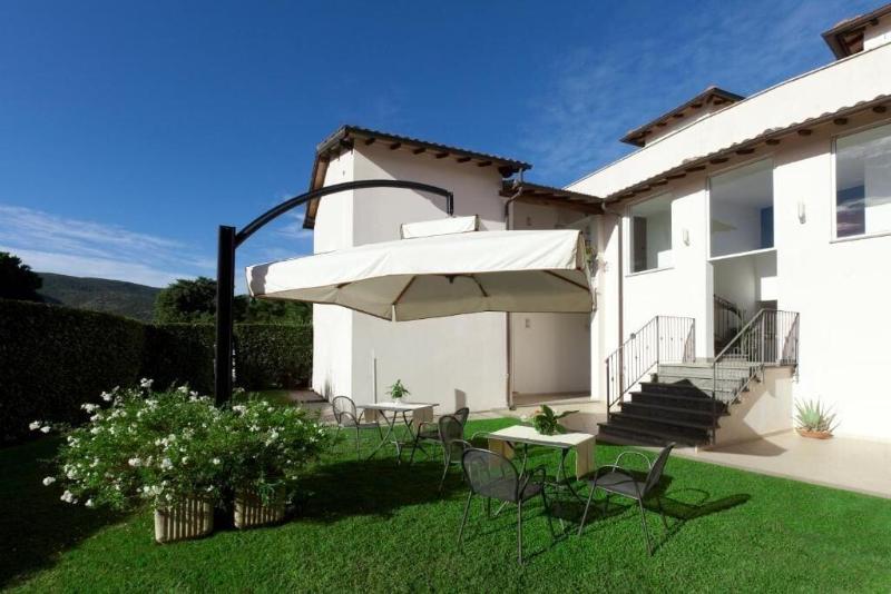 Hotel Villa Smeraldo - Genel
