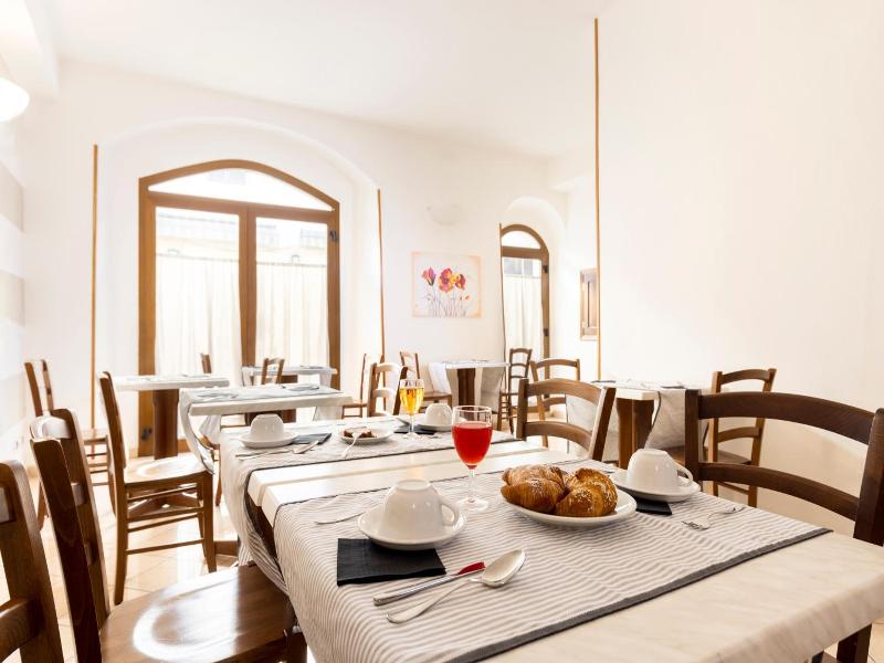 Hotel La Pace - Genel