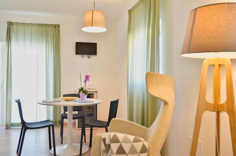 Petit Hotel - Oda