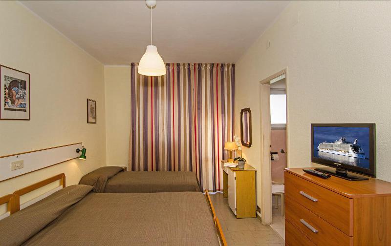 Hotel Laurin - Oda