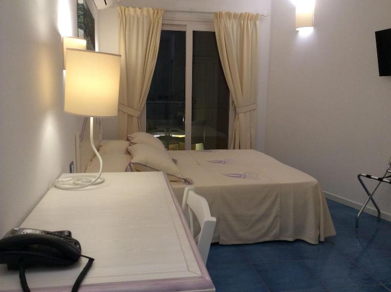 Janas Hotel - Oda