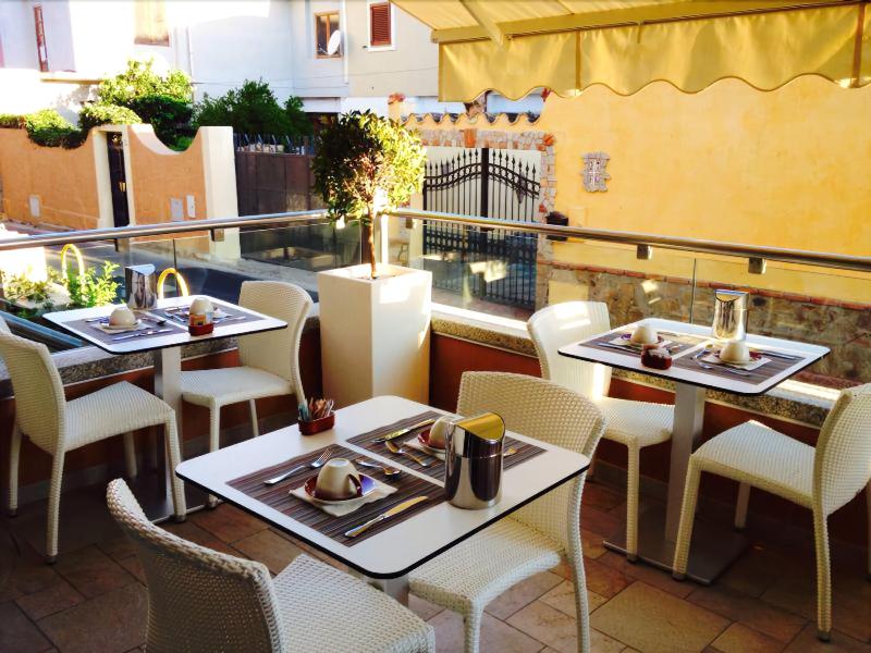 Janas Hotel - Restoran