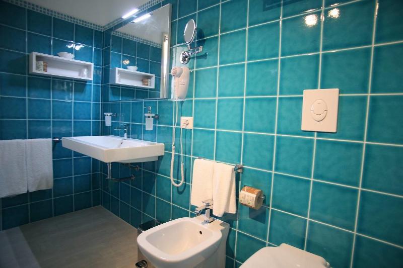 Regina Simius Hotel - Oda