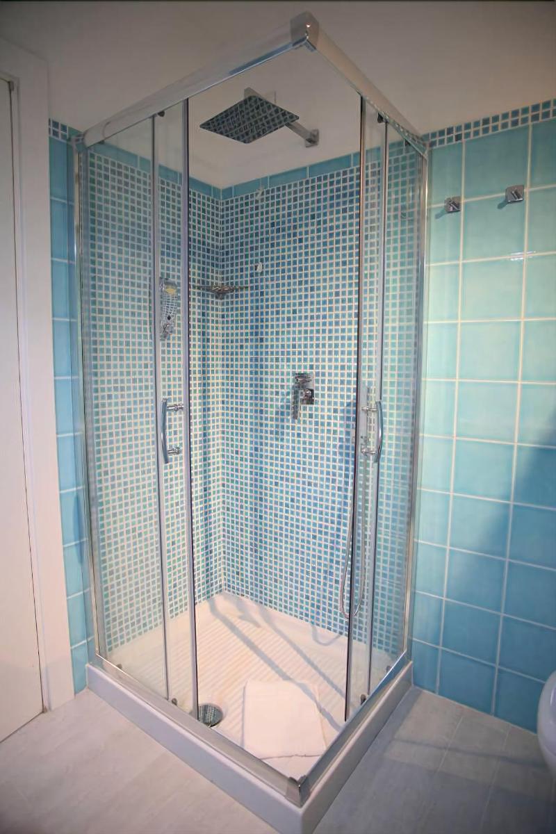Regina Simius Hotel - Oda