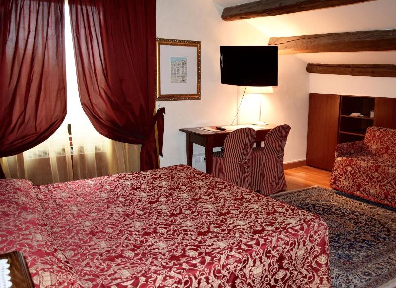 Hotel La Torre - Oda
