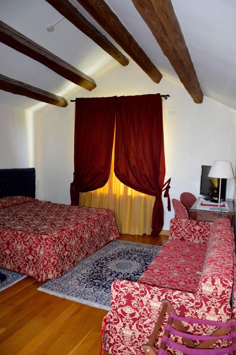 Hotel La Torre - Oda