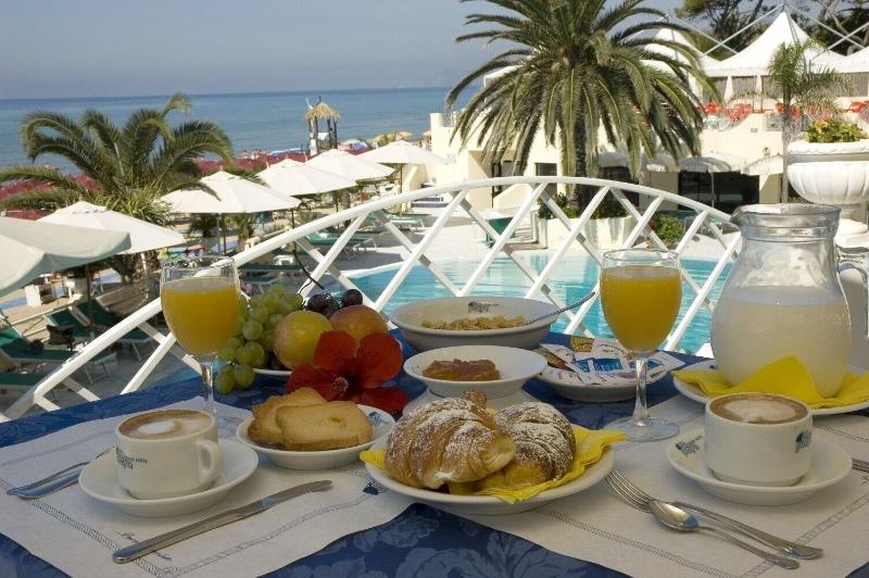 Grand Hotel La Playa - Restoran