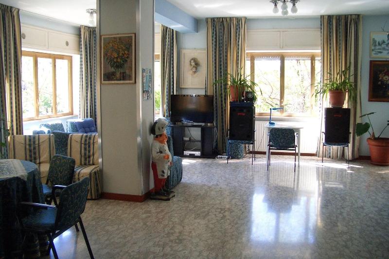 King Hotel - Lobi