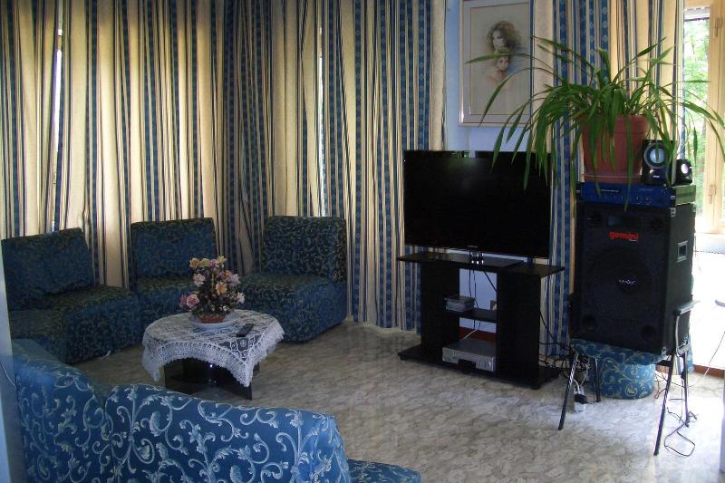 King Hotel - Lobi