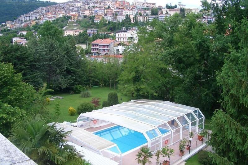 King Hotel - Genel