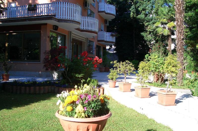 King Hotel - Genel