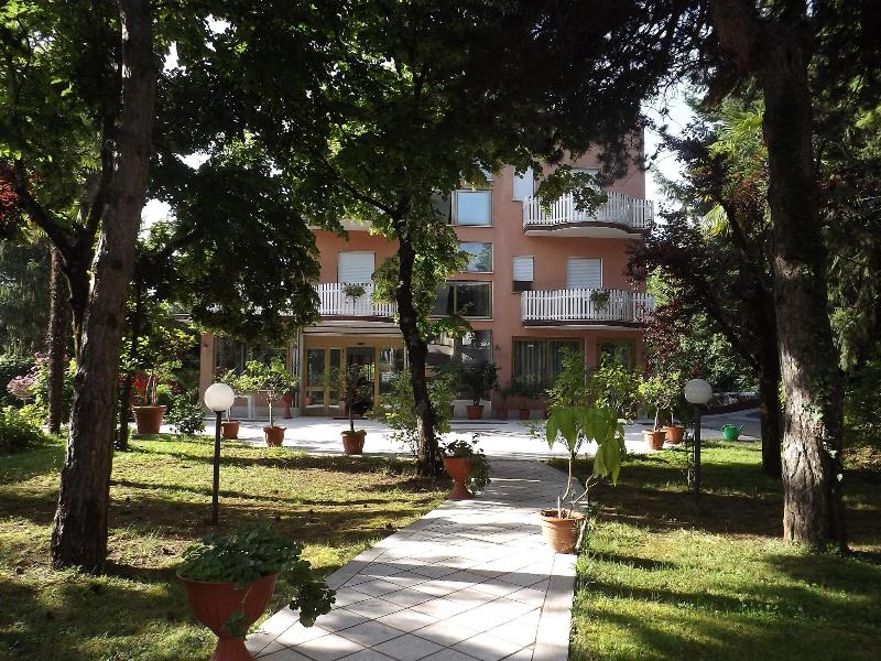 King Hotel - Genel