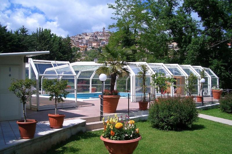 King Hotel - Havuz