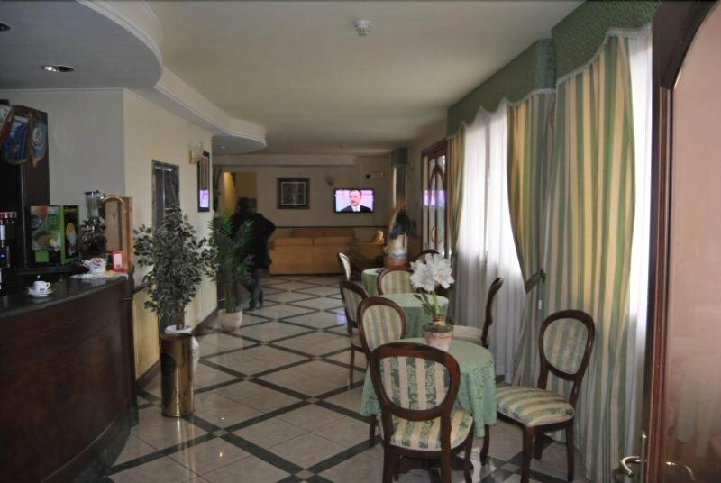 Hotel Ristorante Stella 2000 - Lobi