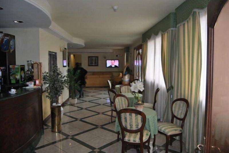 Hotel Ristorante Stella 2000 - Lobi