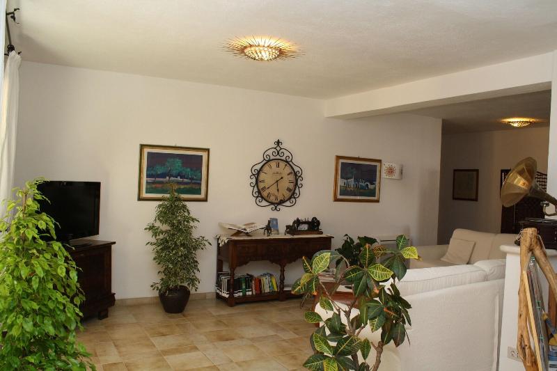 Hotel San Pantaleo - Lobi