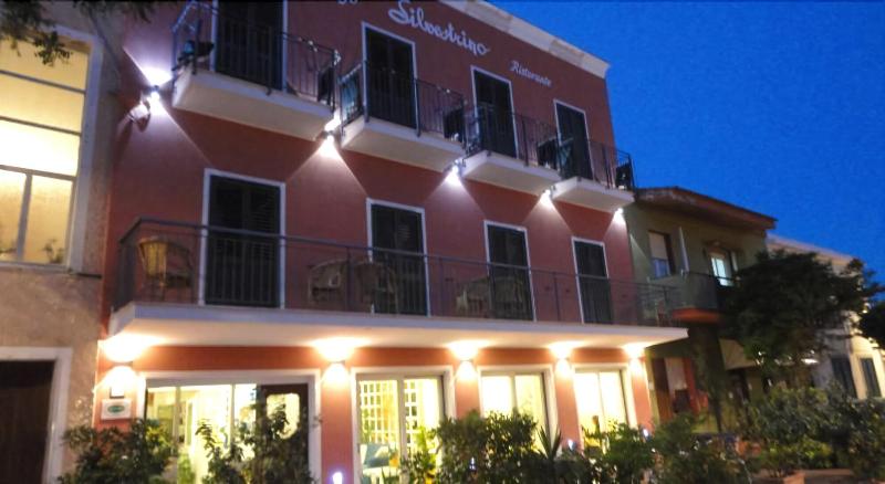 Hotel Ristorante Silvestrino - Genel