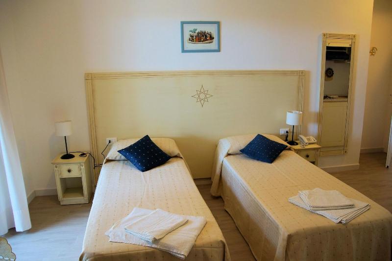 Hotel Tartaruga Bianca - Oda