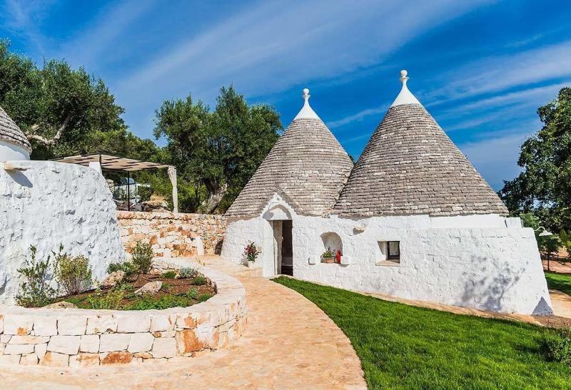Borgo Canonica - Genel
