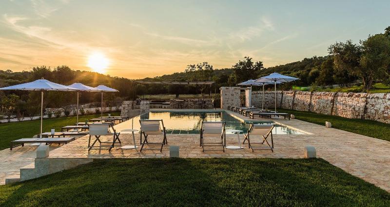 Borgo Canonica - Havuz