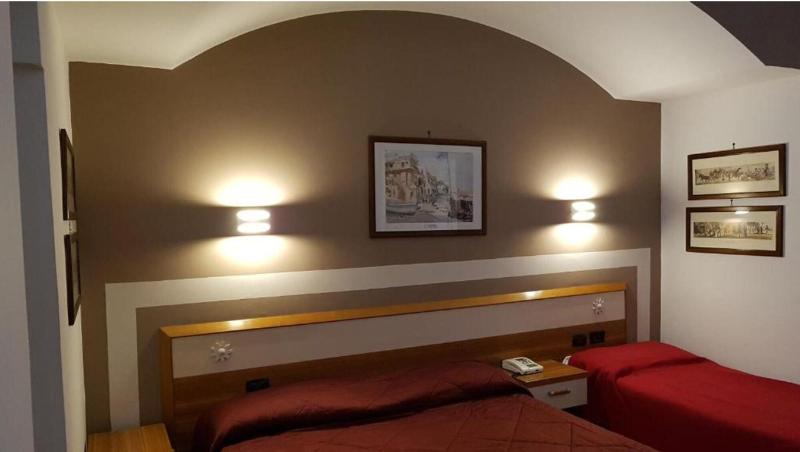 Hotel Mediterraneo - Oda