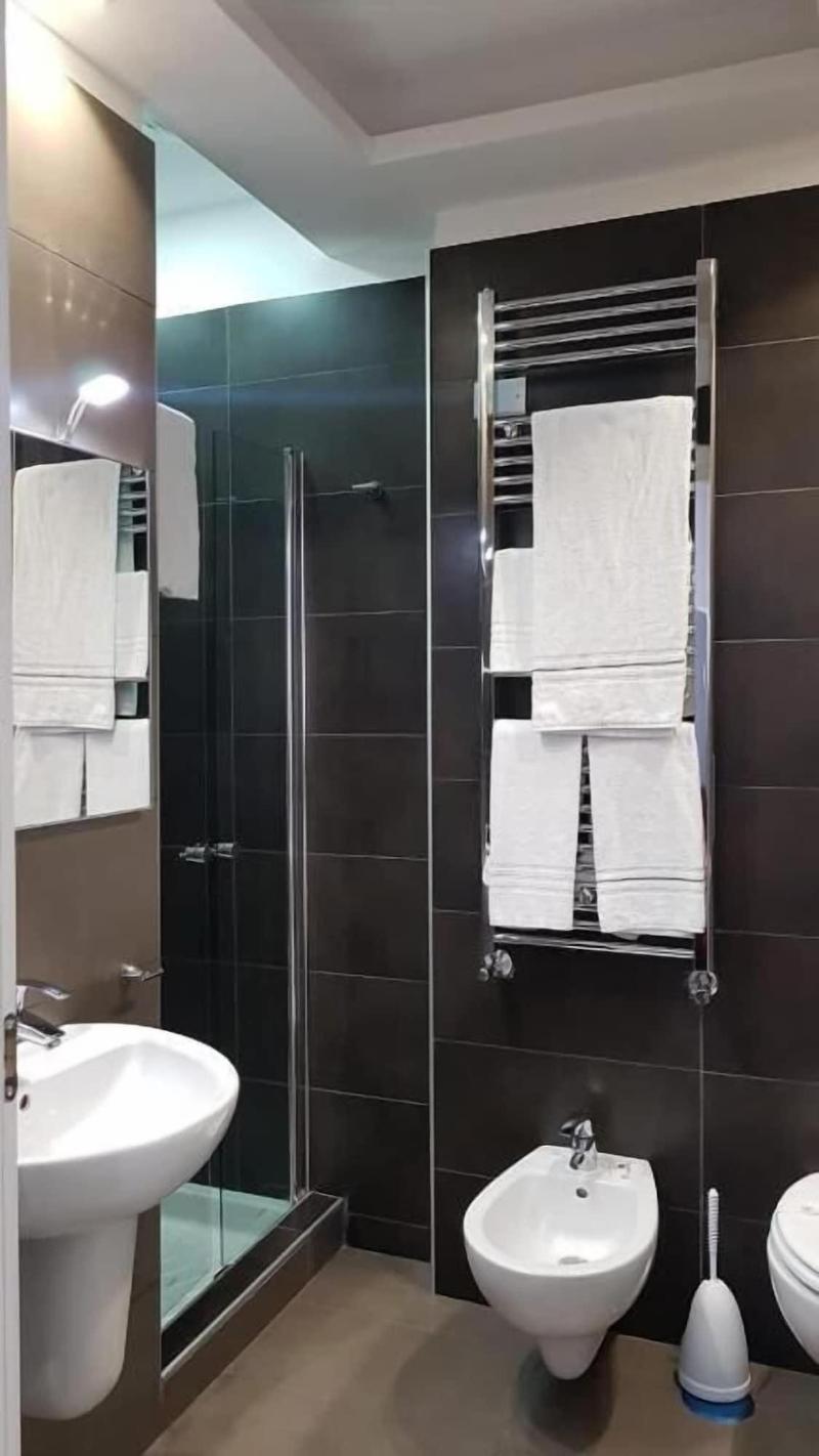Hotel Mediterraneo - Oda