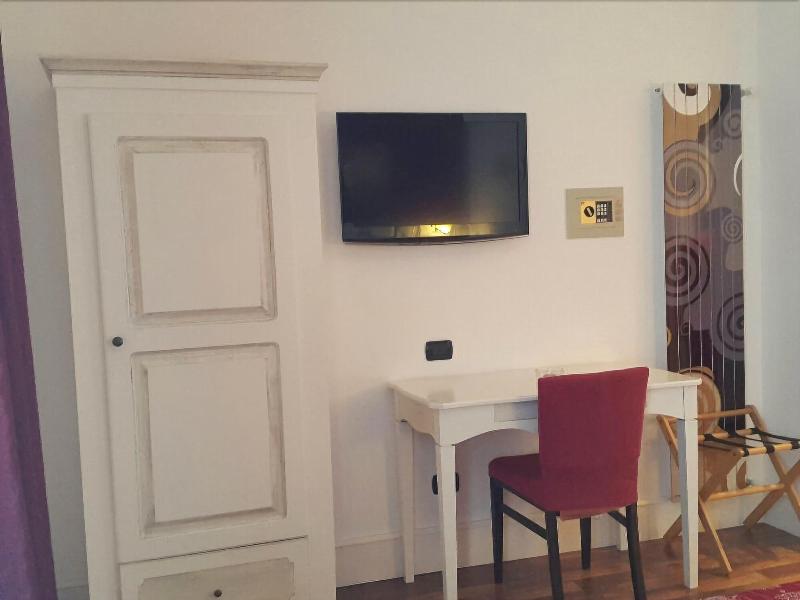 Hotel Mediterraneo - Oda