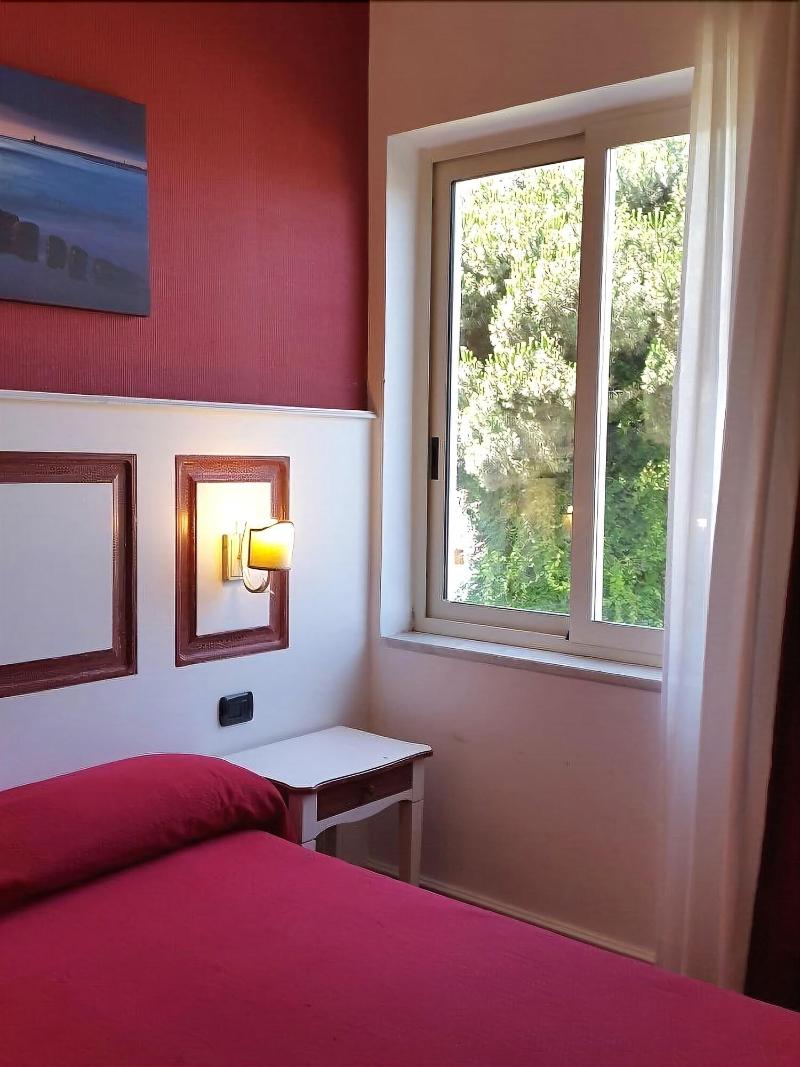 Hotel Mediterraneo - Oda