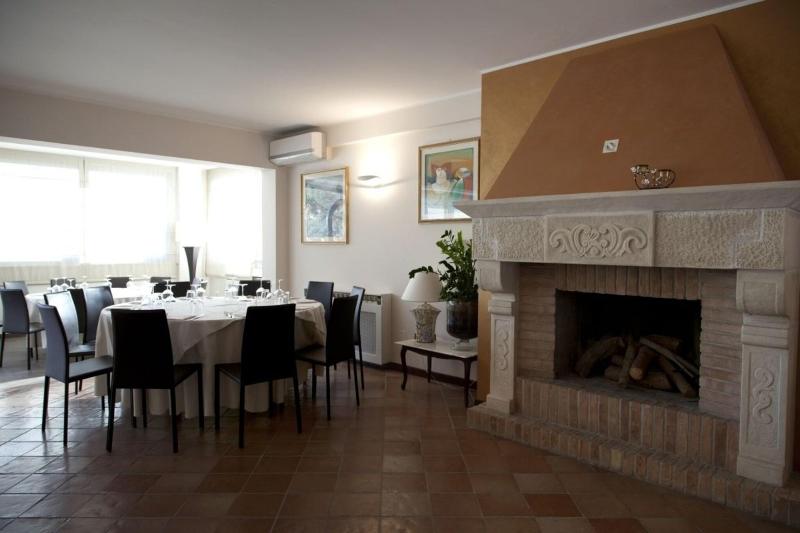 Queen Hotel - Lobi