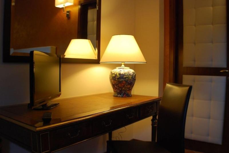 Queen Hotel - Oda