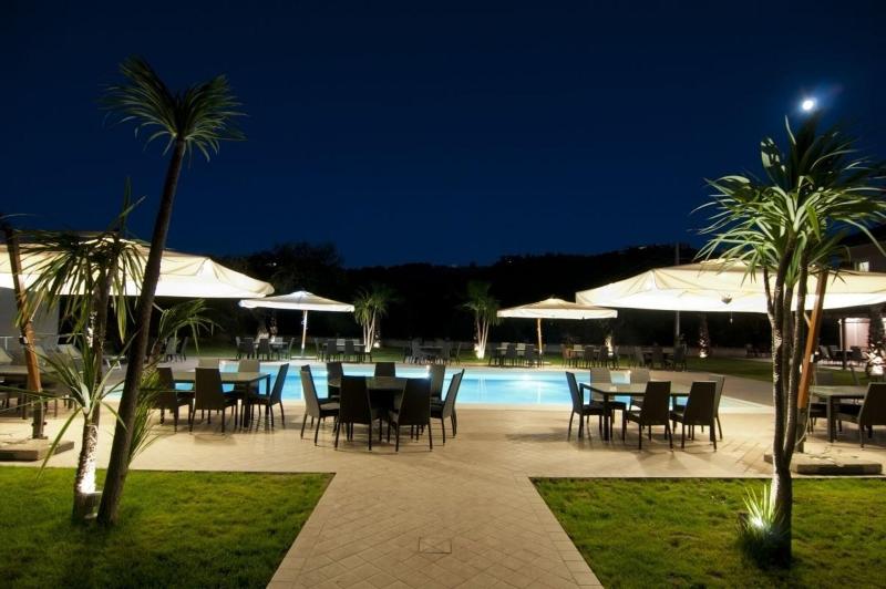 Queen Hotel - Havuz