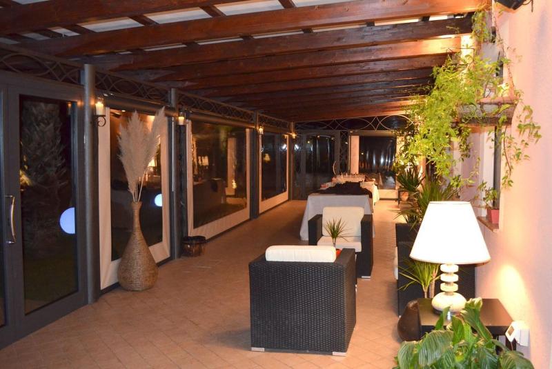 Queen Hotel - Teras