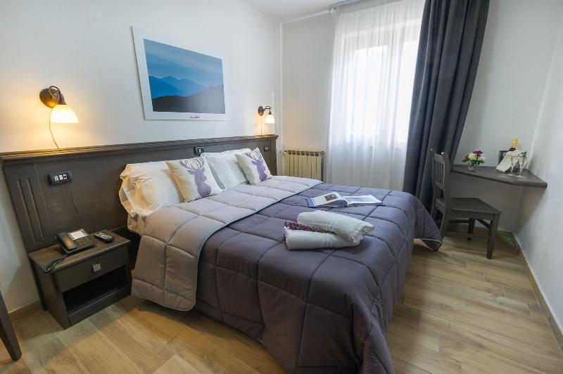 Hotel Iris - Oda