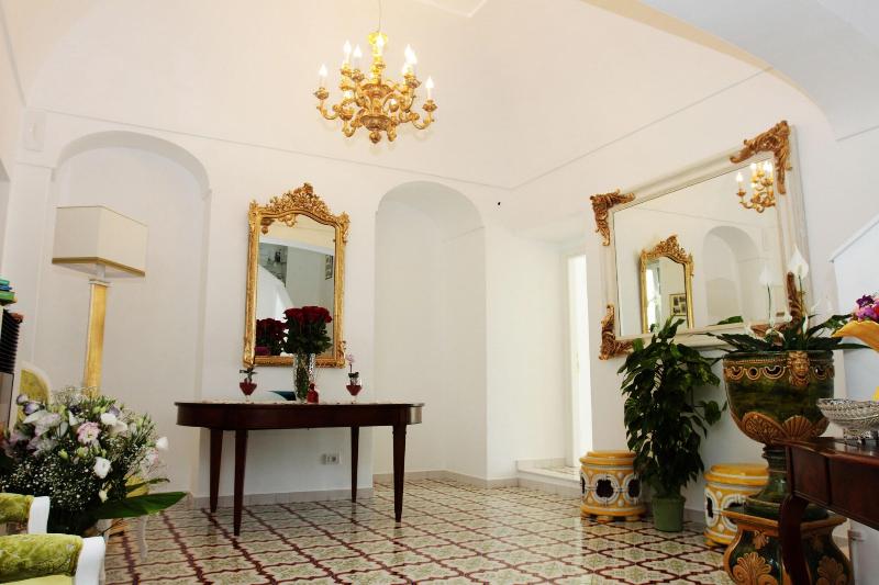 Palazzo Pascal - Lobi