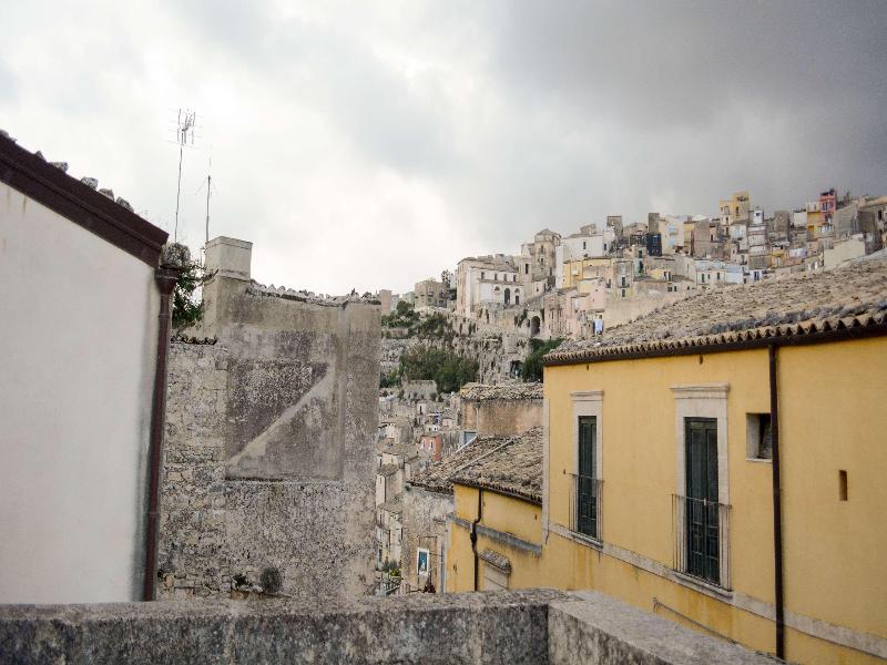 Hotel dell'Orologio - Genel