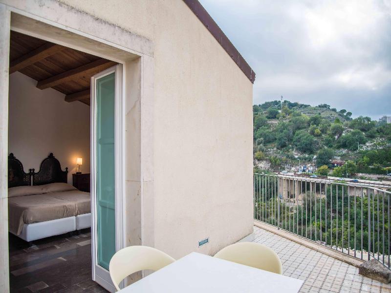 Hotel dell'Orologio - Genel