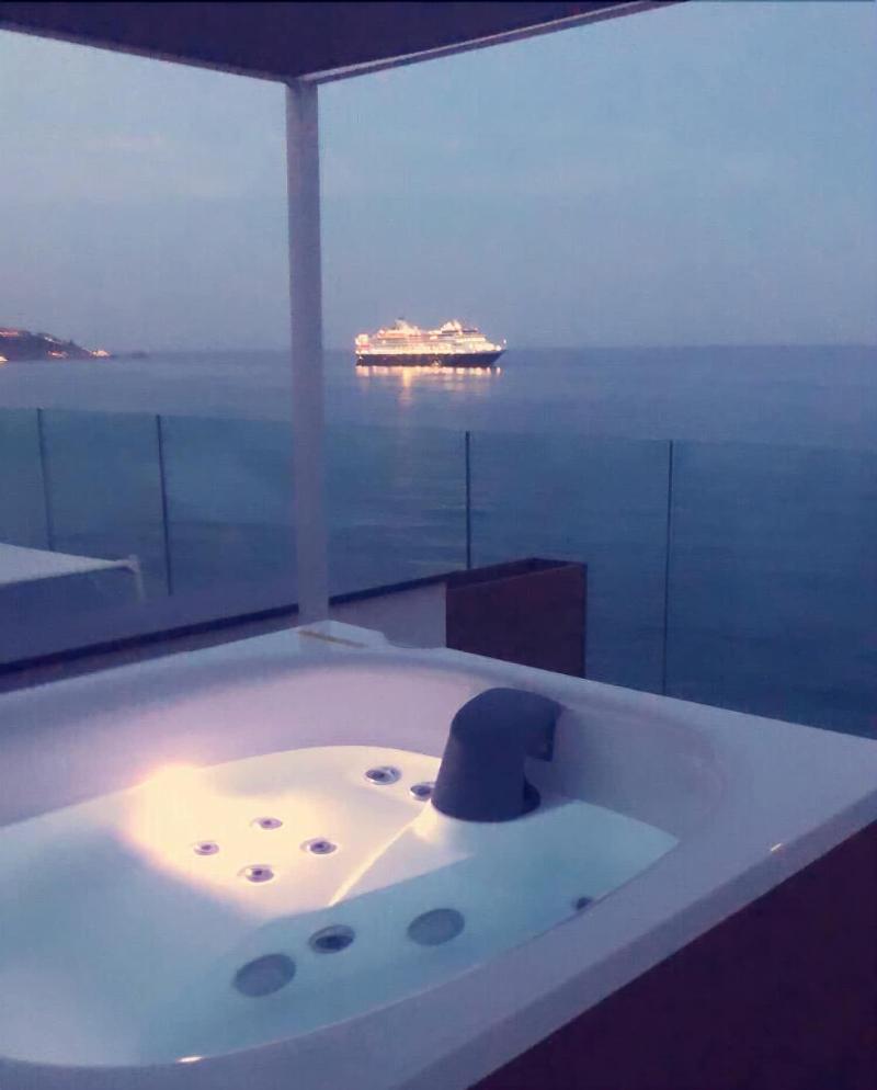 Nautilus Hotel - Oda