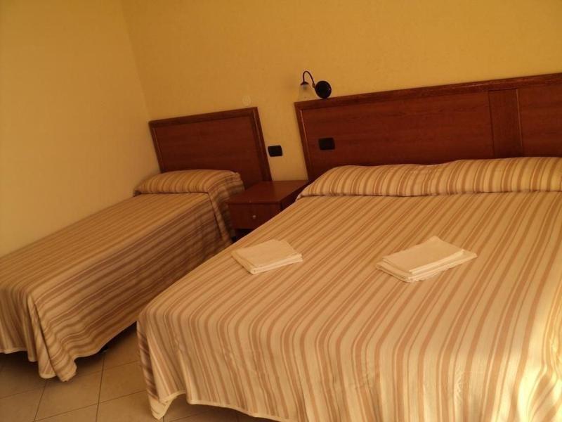 Hotel Ristorante La Decanata - Oda