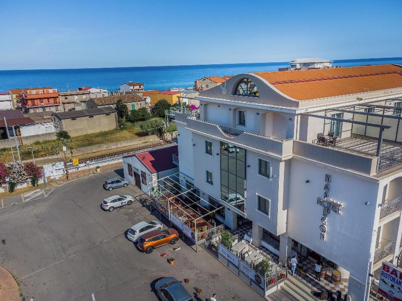Hotel Napoleon - Genel