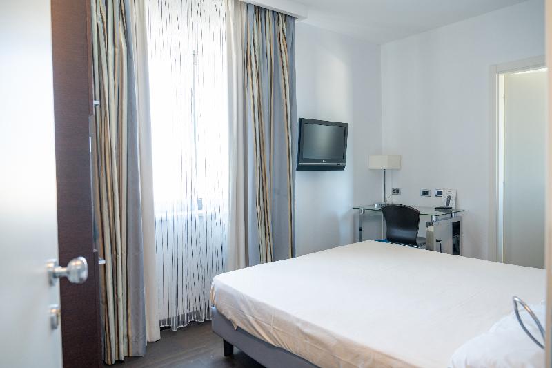 Hotel Napoleon - Oda