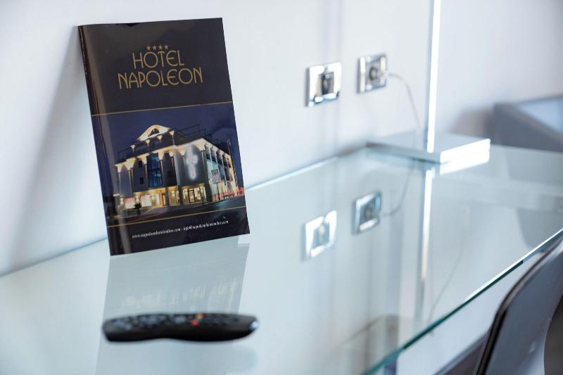 Hotel Napoleon - Oda