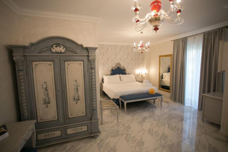 Colomba D'Oro - Oda