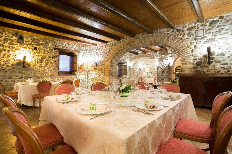 Castello Di Altomonte - Restoran