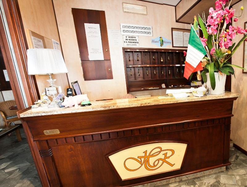 Hotel Riviera - Lobi