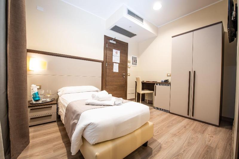 Hotel Rosa - Oda