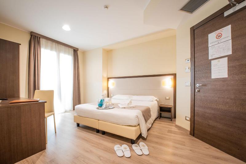 Hotel Rosa - Oda