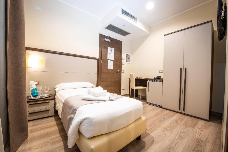 Hotel Rosa - Oda