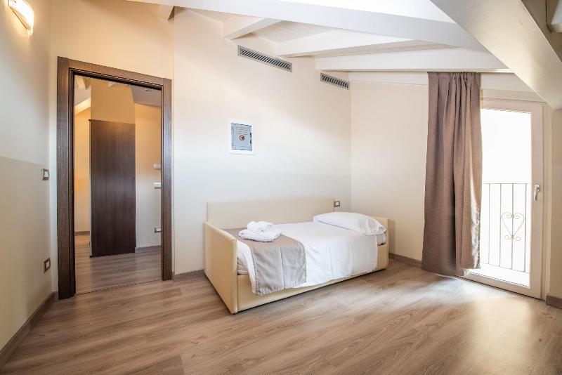 Hotel Rosa - Oda