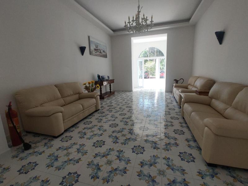 Hotel Artemide Mare - Lobi