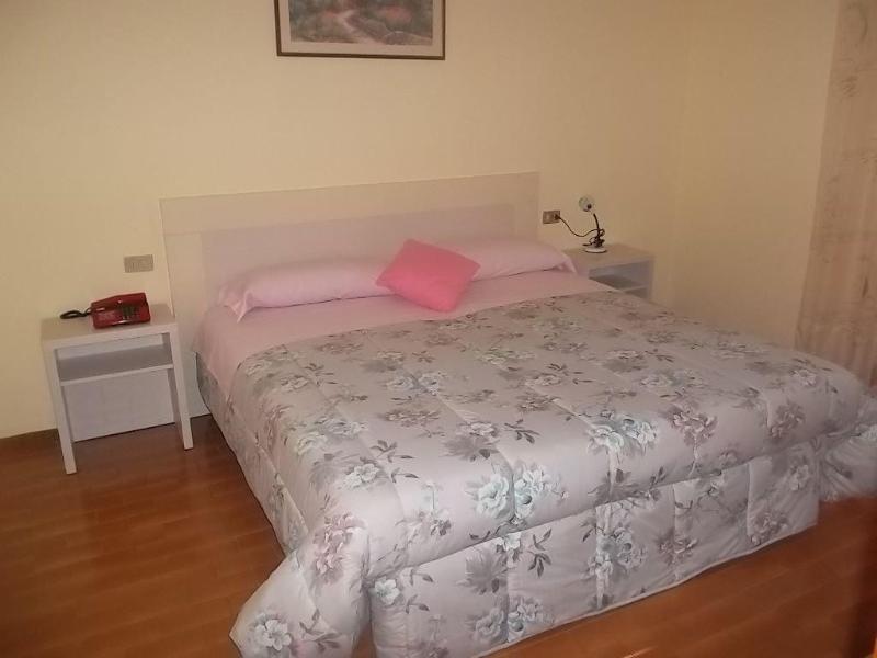 Hotel Residence La Rosa - Oda